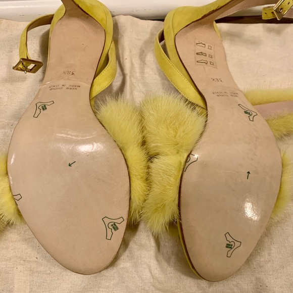 Barney’s New York Yellow Fur & Suede Sandals Heels - Picture 4 of 9